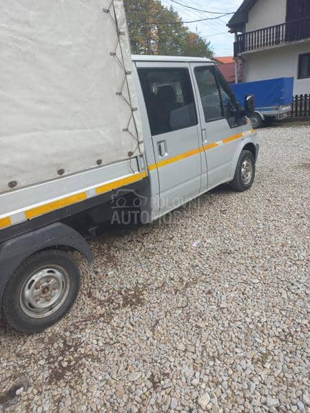 Ford Transit putar