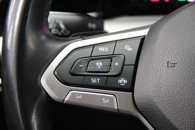 Volkswagen Golf 8 RATA OD199/CNG 2022