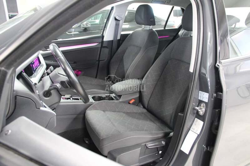 Volkswagen Golf 8 RATA OD199/CNG 2022