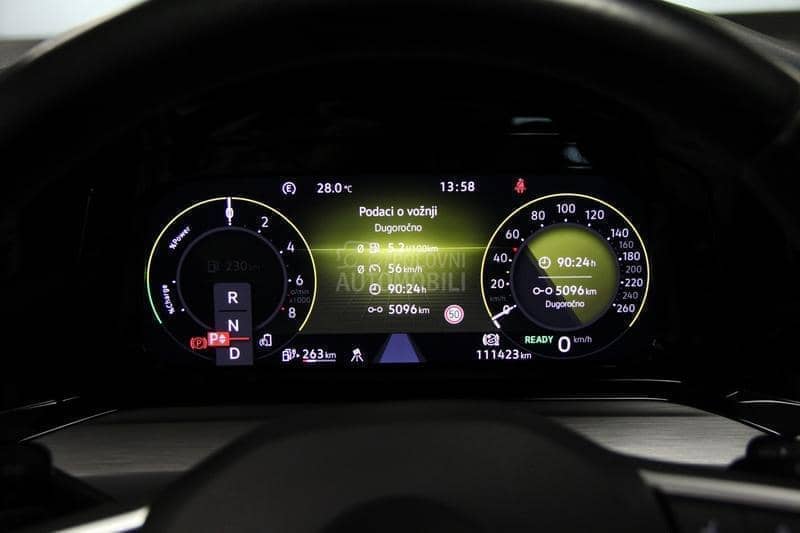 Volkswagen Golf 8 RATA OD250/STYLE HYB