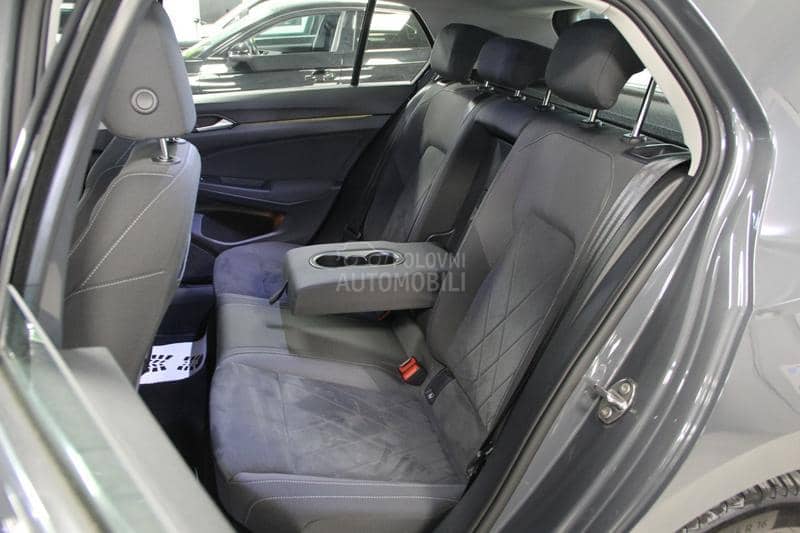 Volkswagen Golf 8 RATA OD250/STYLE HYB