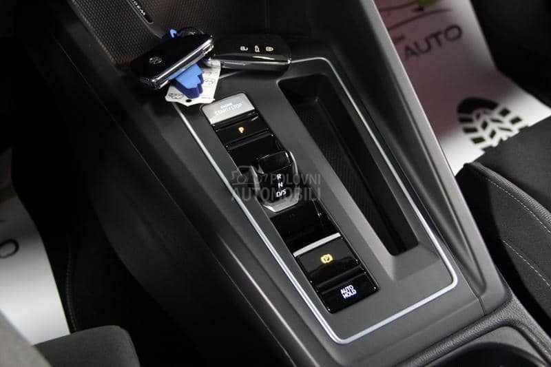 Volkswagen Golf 8 RATA OD250/STYLE HYB