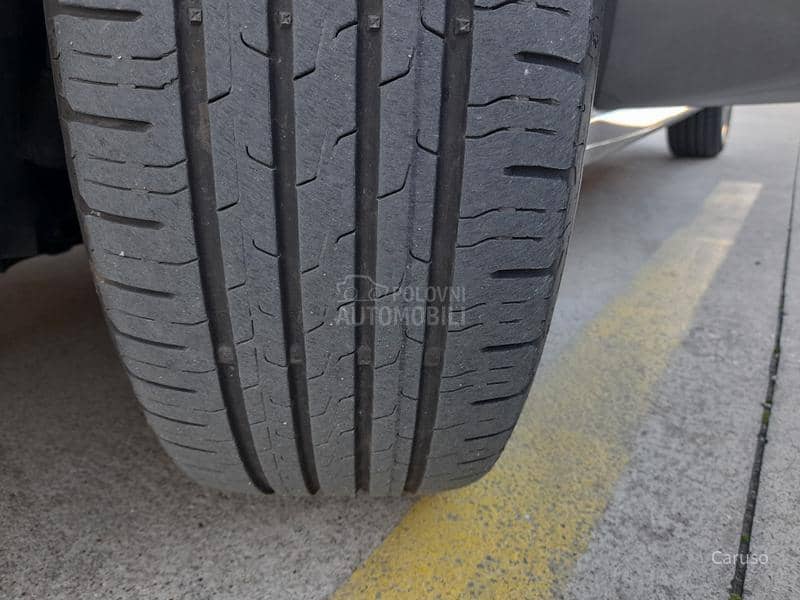 Peugeot 208 1.2 PureTech 102