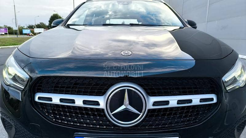 Mercedes Benz GLA 180 NOVImodel