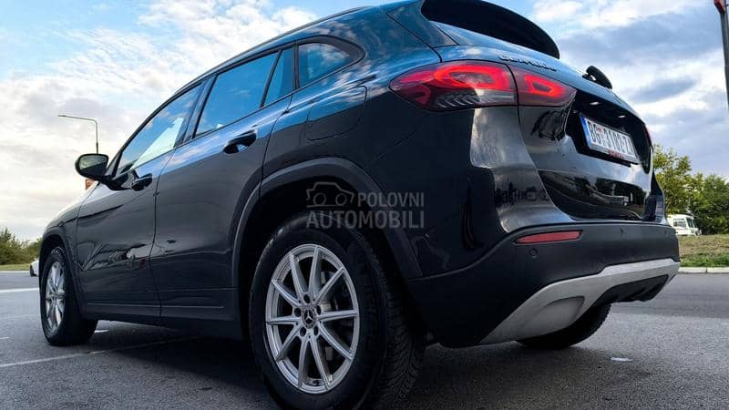 Mercedes Benz GLA 180 NOVImodel