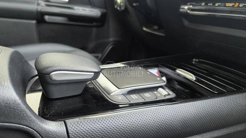 Mercedes Benz GLA 180 NOVImodel