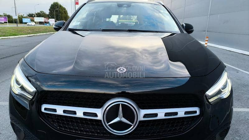 Mercedes Benz GLA 180 NOVImodel