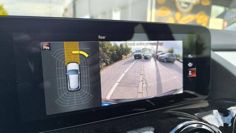 Mercedes Benz GLA 180 NOVImodel