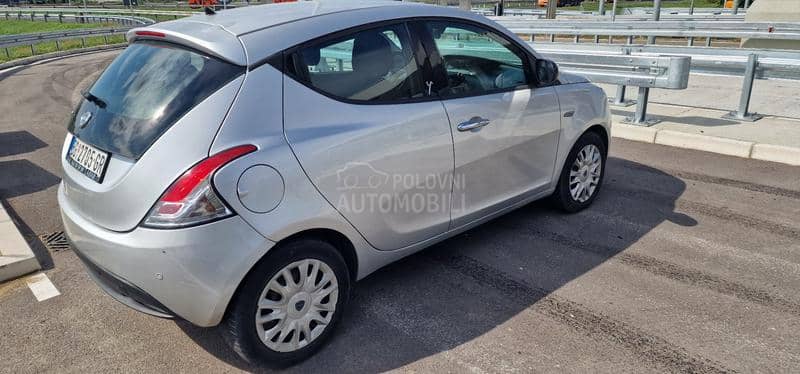 Lancia Ypsilon 1.3 mjtd
