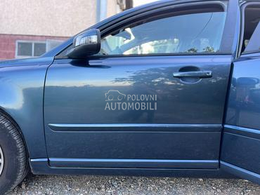 Vrata leva desna prednja za Volvo V50 od 2004. do 2012. god.