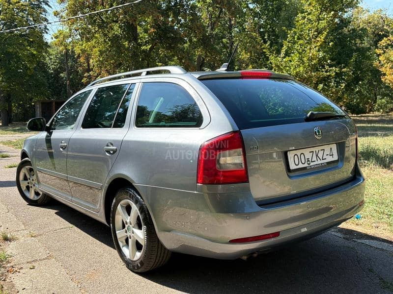 Škoda Octavia 1.6d nawi senz dig.k