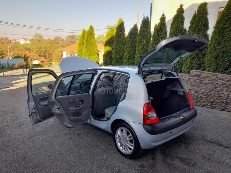 Renault Clio 1.6  AUTO.MATIK FUUL