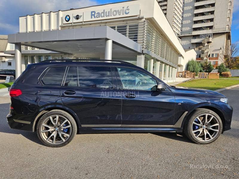 BMW X7 