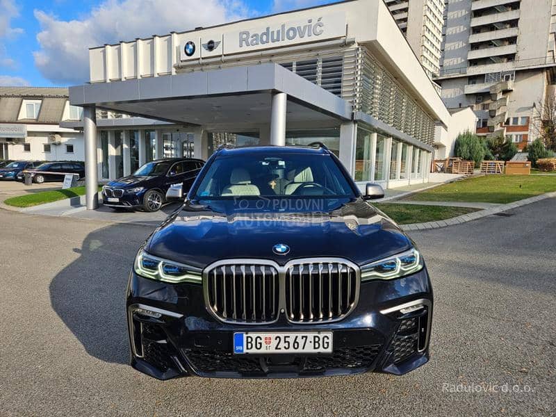 BMW X7 