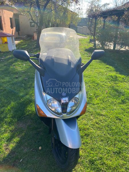 Yamaha T max 500