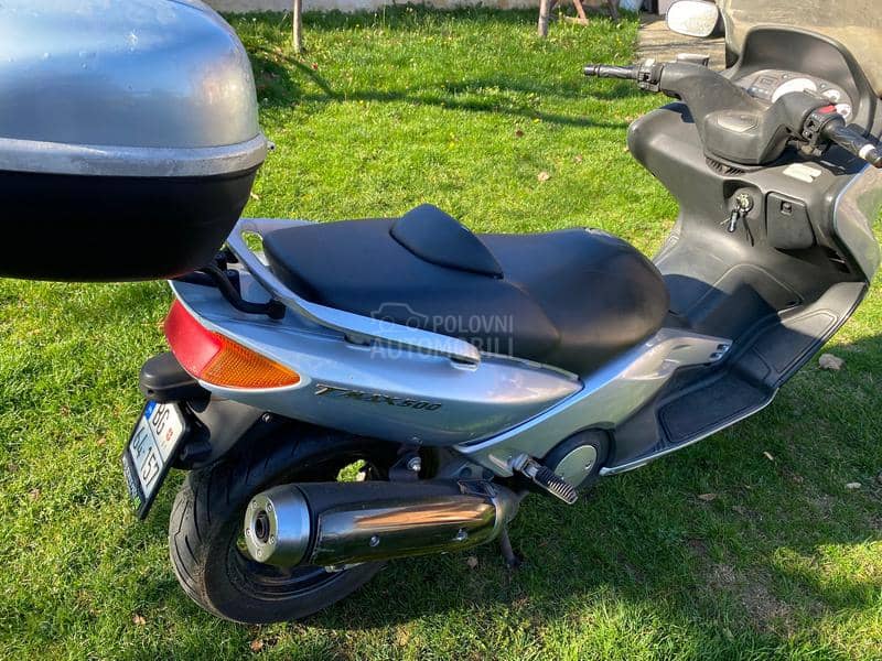 Yamaha T max 500
