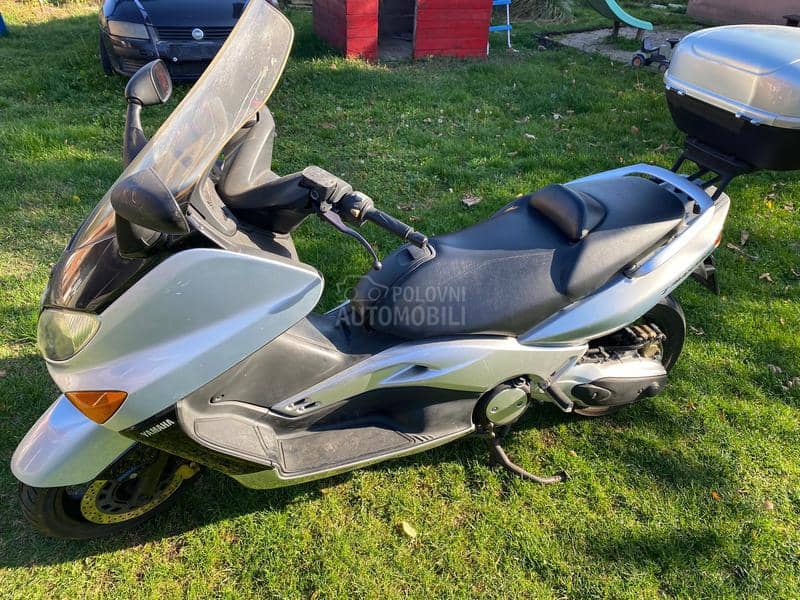 Yamaha T max 500