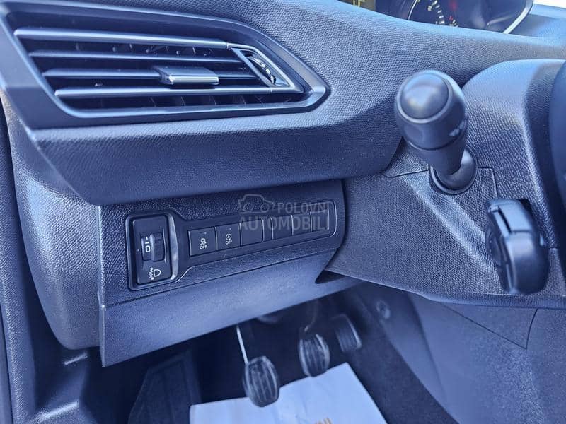 Peugeot 308 1.6 HDI