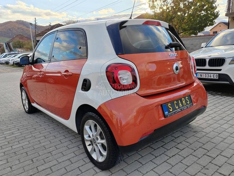 Smart ForFour 1.0 Lutka