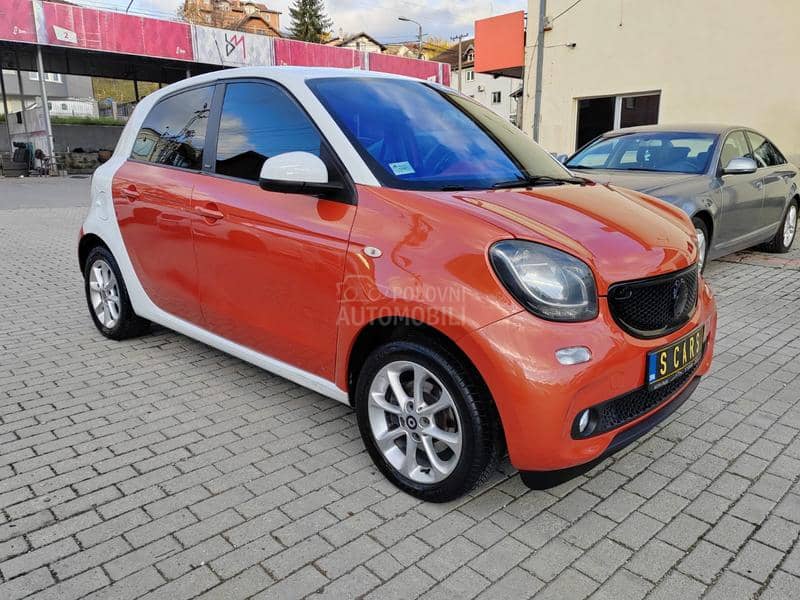 Smart ForFour 1.0 Lutka