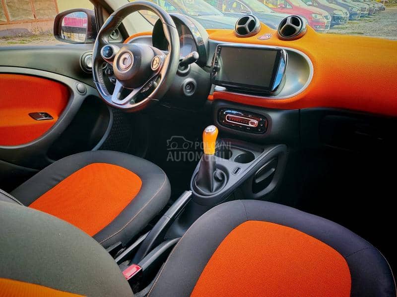 Smart ForFour 1.0 Lutka