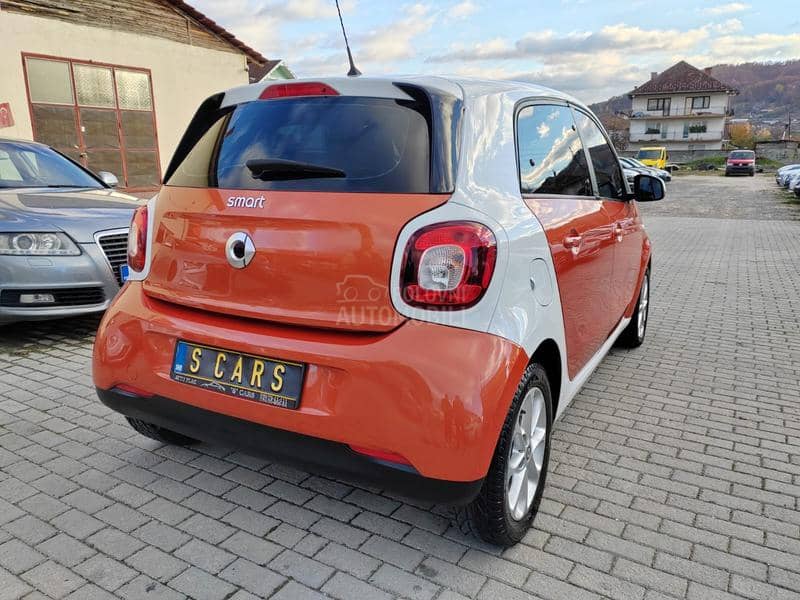 Smart ForFour 1.0 Lutka