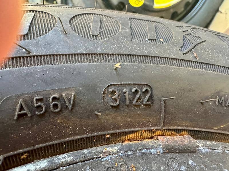 Goodyear 6.5/65 R16 Zimska