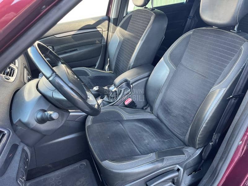 Renault Scenic 1.5 Dci XMOD BOSE