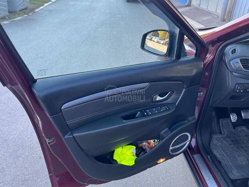 Renault Scenic 1.5 Dci XMOD BOSE