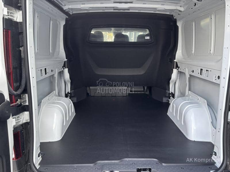 Renault Trafic Produžena kabina dCi 150