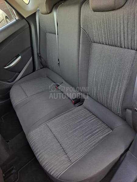 Opel Astra J 1.4 P-O-G-L-E-D-A-J