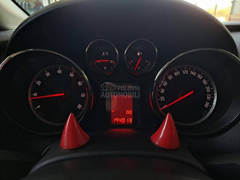 Opel Astra J 1.4 P-O-G-L-E-D-A-J