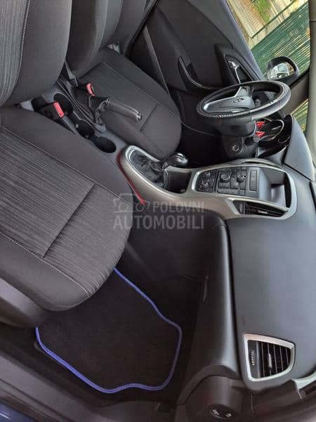 Opel Astra J 1.4 P-O-G-L-E-D-A-J