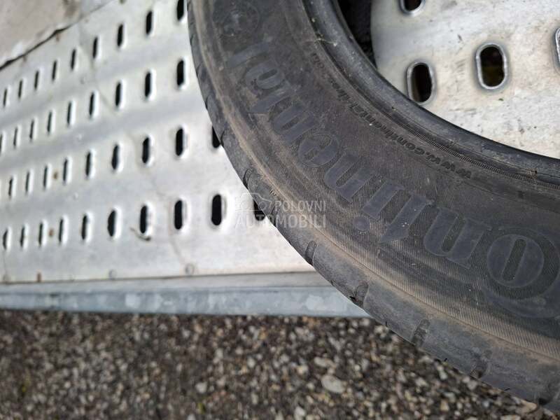 Continental 215/60 R17 Letnja
