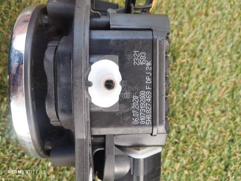 Znak sa kamerom gepek vrata