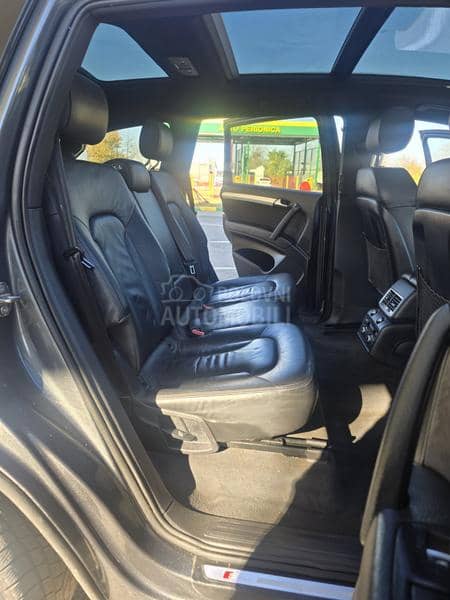 Audi Q7 S line  8brz
