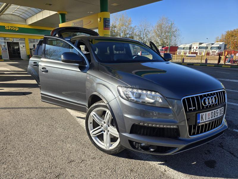 Audi Q7 S line  8brz