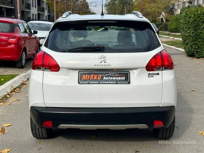 Peugeot 2008 1.2 Puretech Led Nav