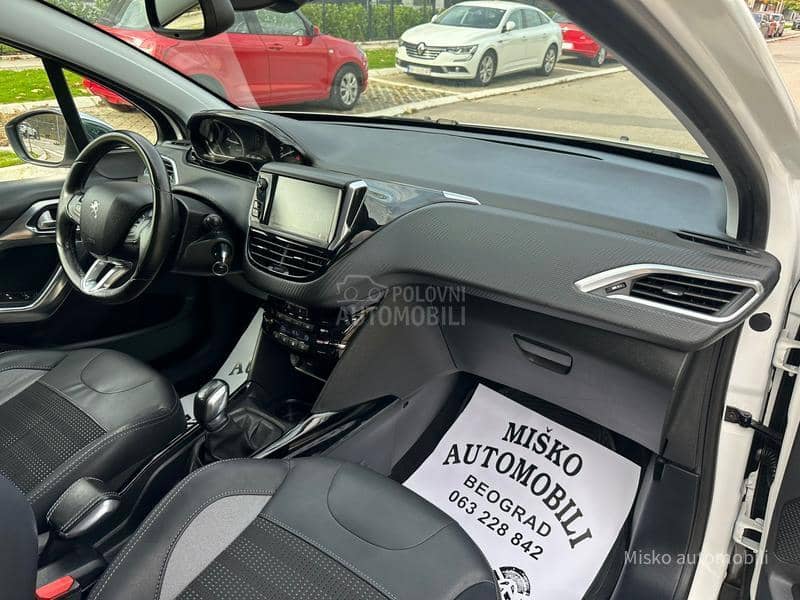 Peugeot 2008 1.2 Puretech Led Nav