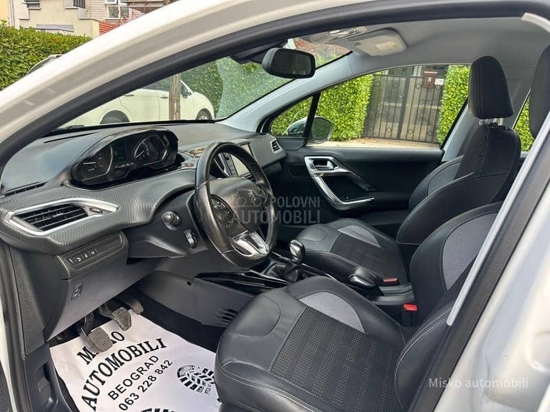 Peugeot 2008 1.2 Puretech Led Nav