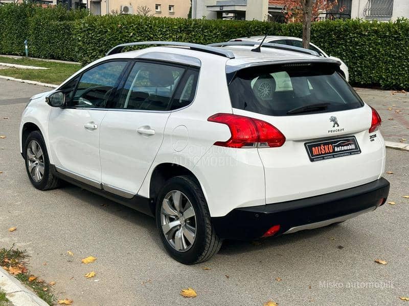 Peugeot 2008 1.2 Puretech Led Nav