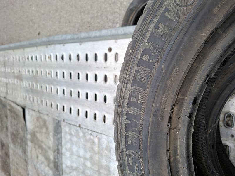 Semperit 235/60 R18 Letnja