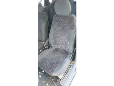 sedišta 5v za Opel Corsa C od 2000. do 2006. god.