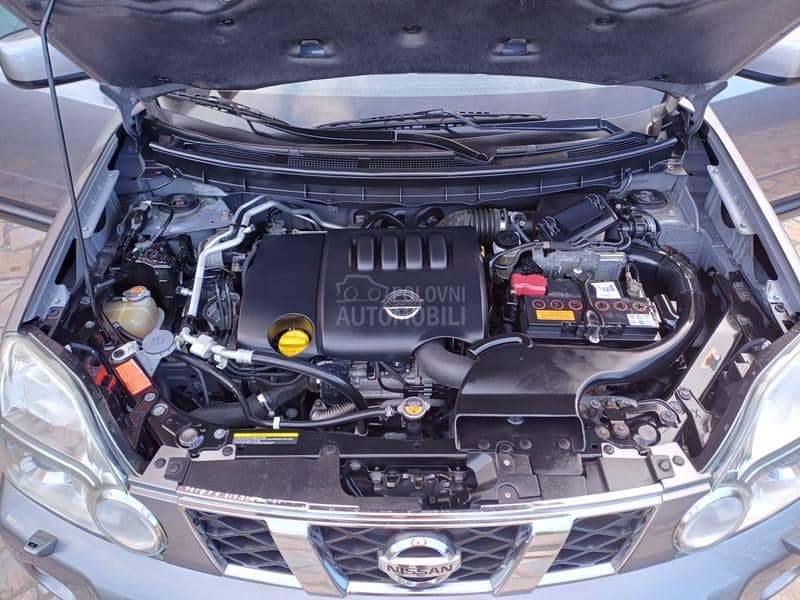 Nissan X-Trail 2.0 / 4X4 / CH