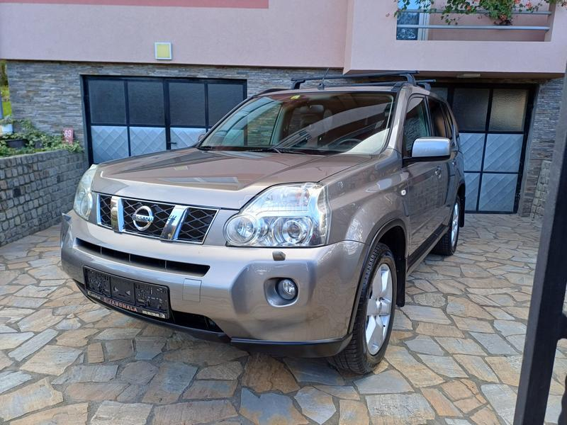 Nissan X-Trail 2.0 / 4X4 / CH