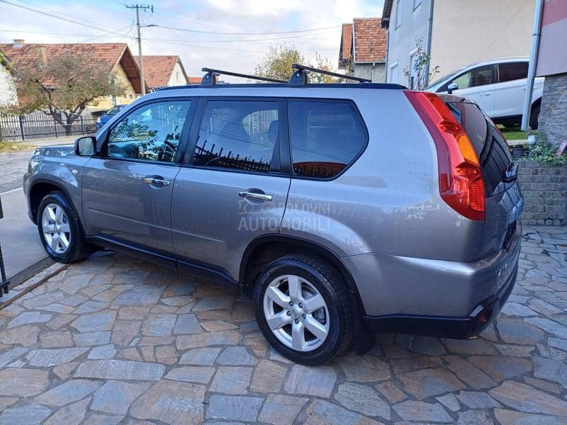Nissan X-Trail 2.0 / 4X4 / CH