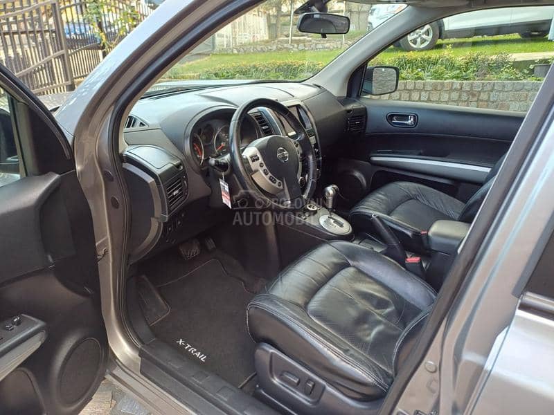 Nissan X-Trail 2.0 / 4X4 / CH