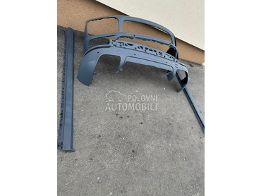 Branik,sajtne za Porsche Cayenne od 2018. do 2024. god.