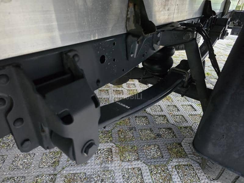 Iveco Daily 35S18 NOV