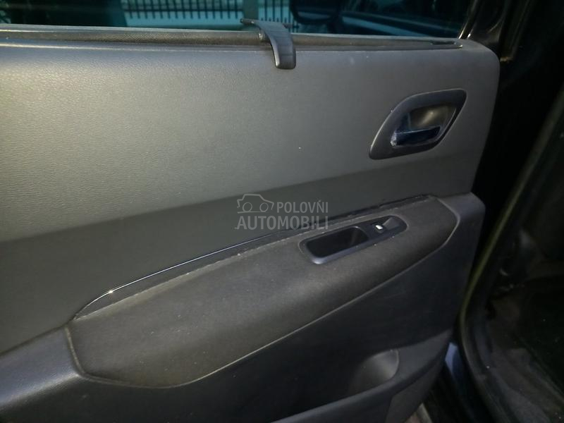 Peugeot 3008 1.6 e-HDI